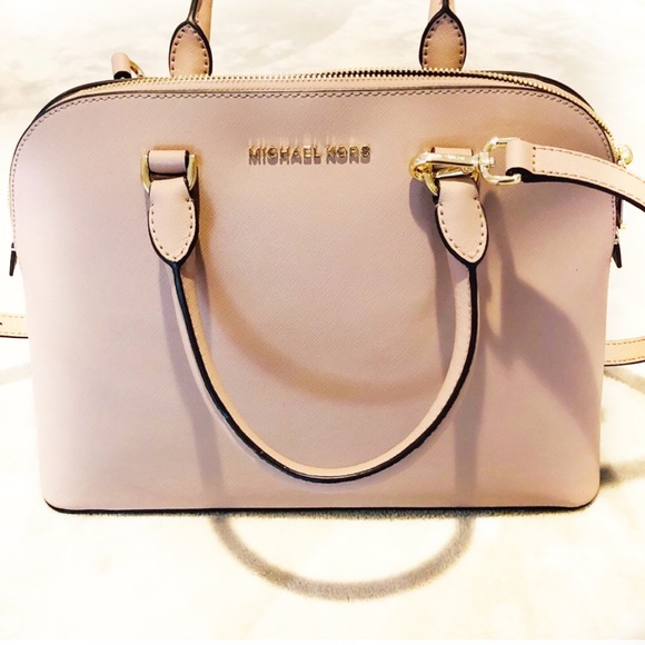 π Michael Kors Pink Cindy Dome Satchel Large NWT - Picture 4 of 8